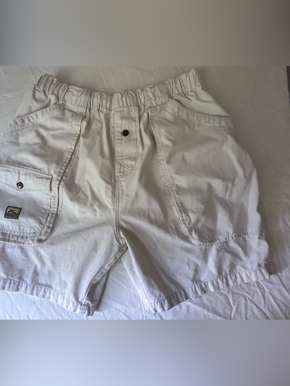 Tommy Bahama Cream Elastic-Waist Shorts